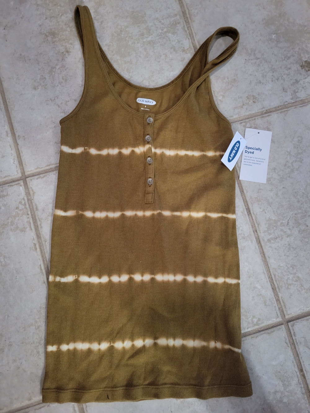 Old Navy Olive Green and Cream Tie-Dye Ribbed Henley Tank